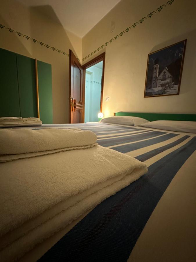 Hotel Atena 시로마리나 외부 사진